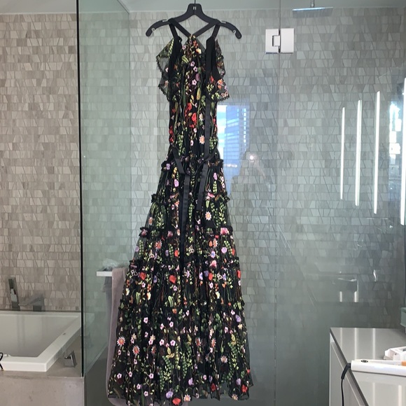 Alexis gown - Picture 4 of 7